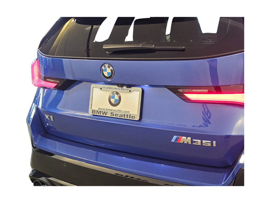 Thumbnail: 2025 BMW X1 - 21