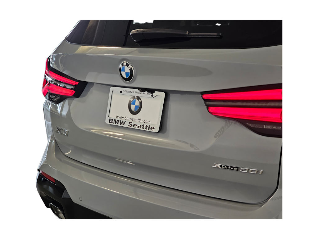 Thumbnail: 2023 BMW X3 - 21