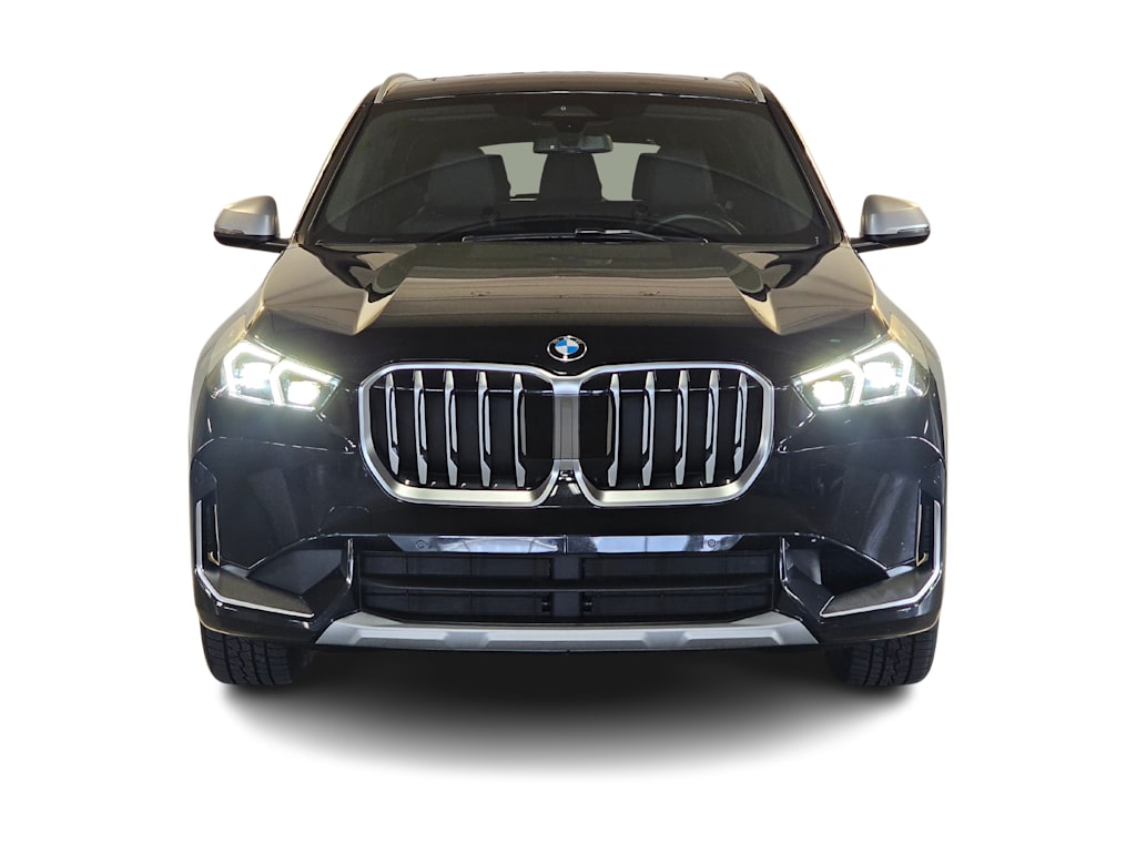 Thumbnail: 2023 BMW X1 - 6