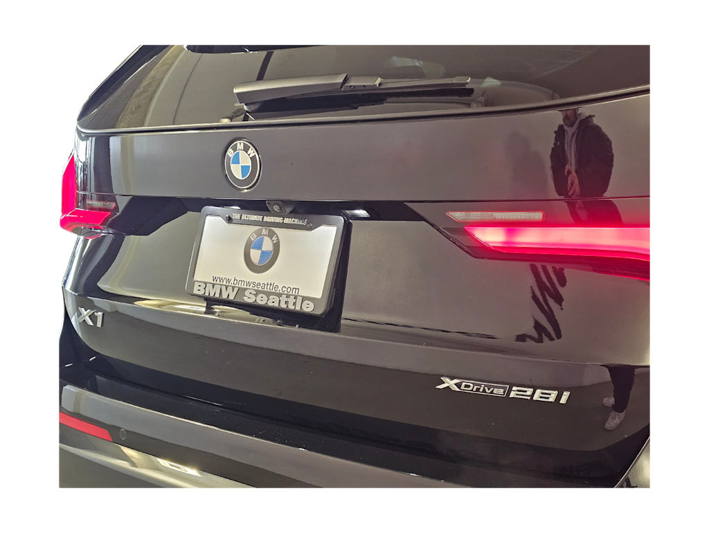 Thumbnail: 2025 BMW X1 - 21