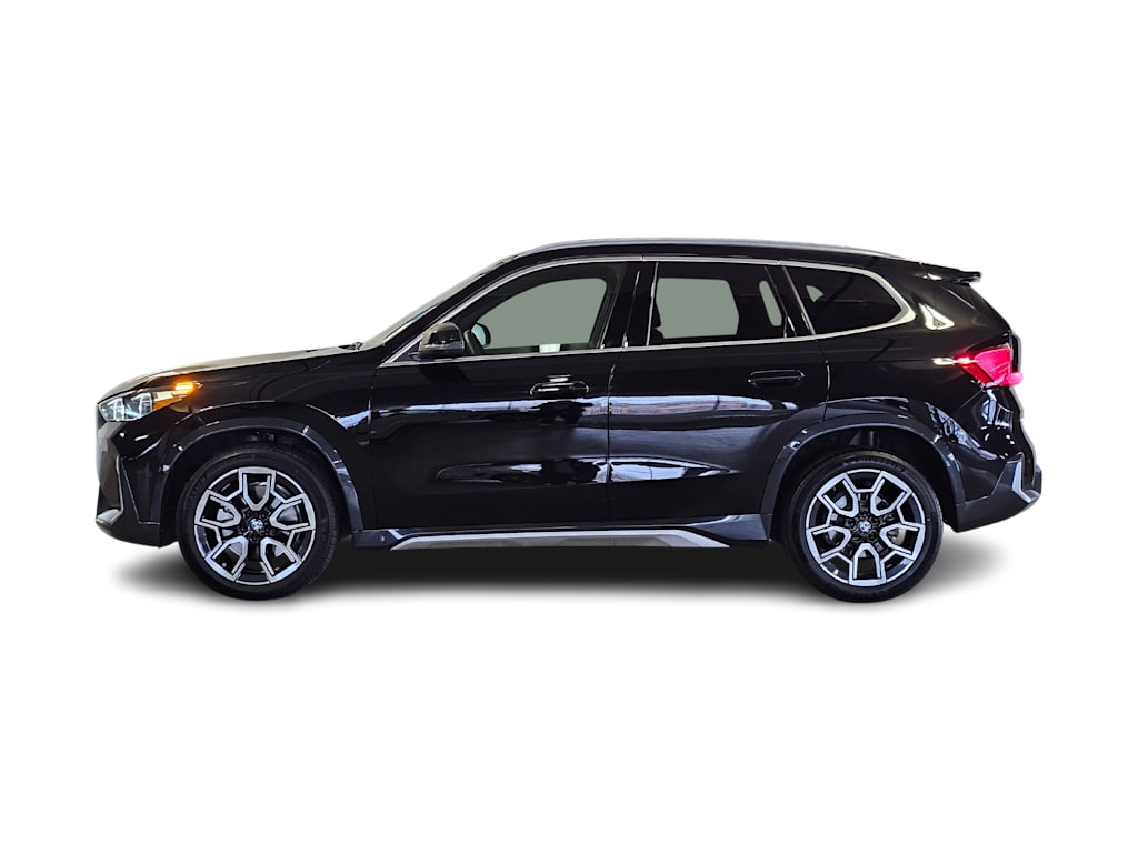 Thumbnail: 2025 BMW X1 - 3