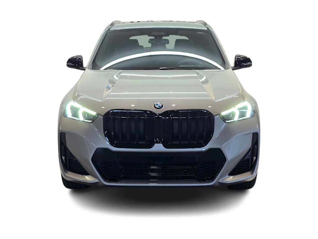 Thumbnail: 2023 BMW X1 - 6