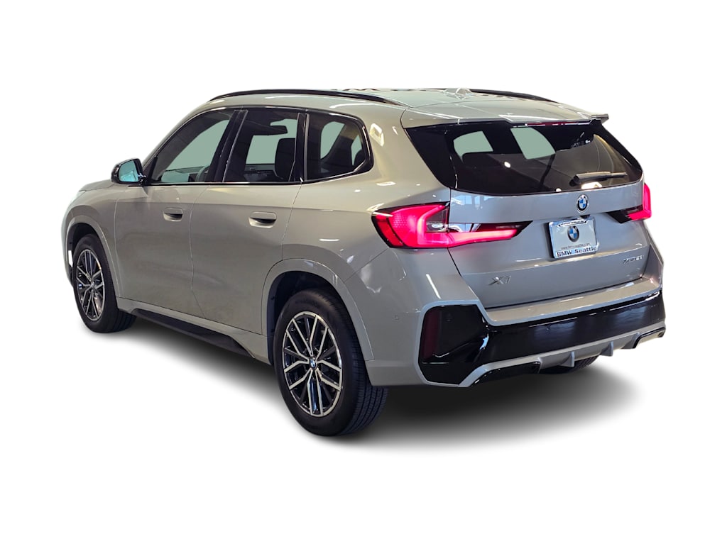 Thumbnail: 2023 BMW X1 - 4