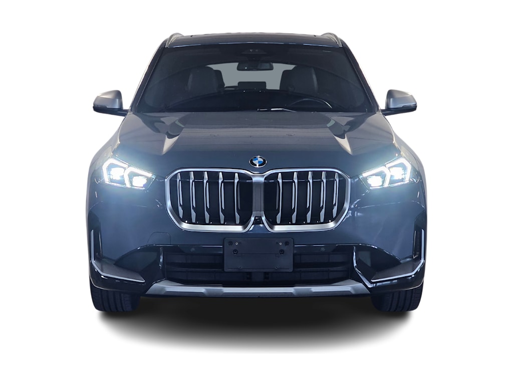 Thumbnail: 2023 BMW X1 - 6