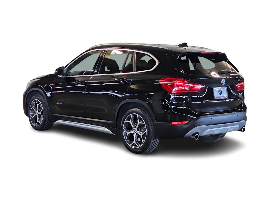 Thumbnail: 2018 BMW X1 - 4