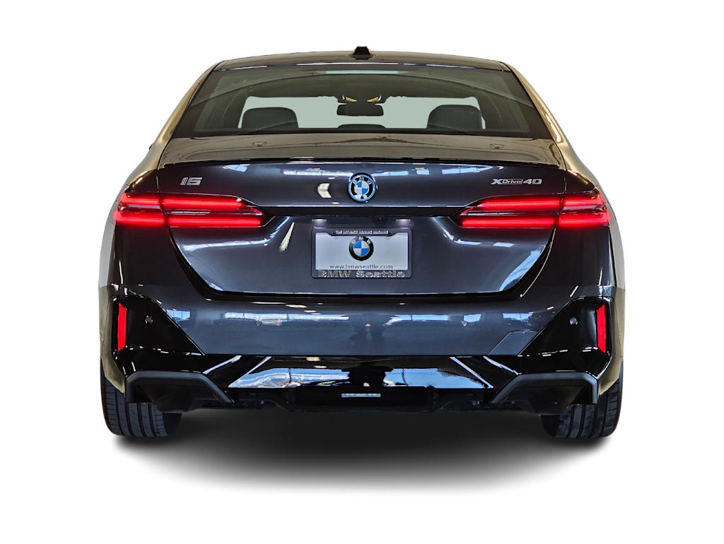 Thumbnail: 2026 BMW i5 - 5