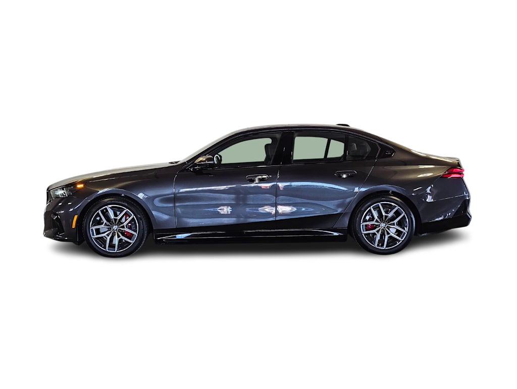 Thumbnail: 2026 BMW i5 - 3