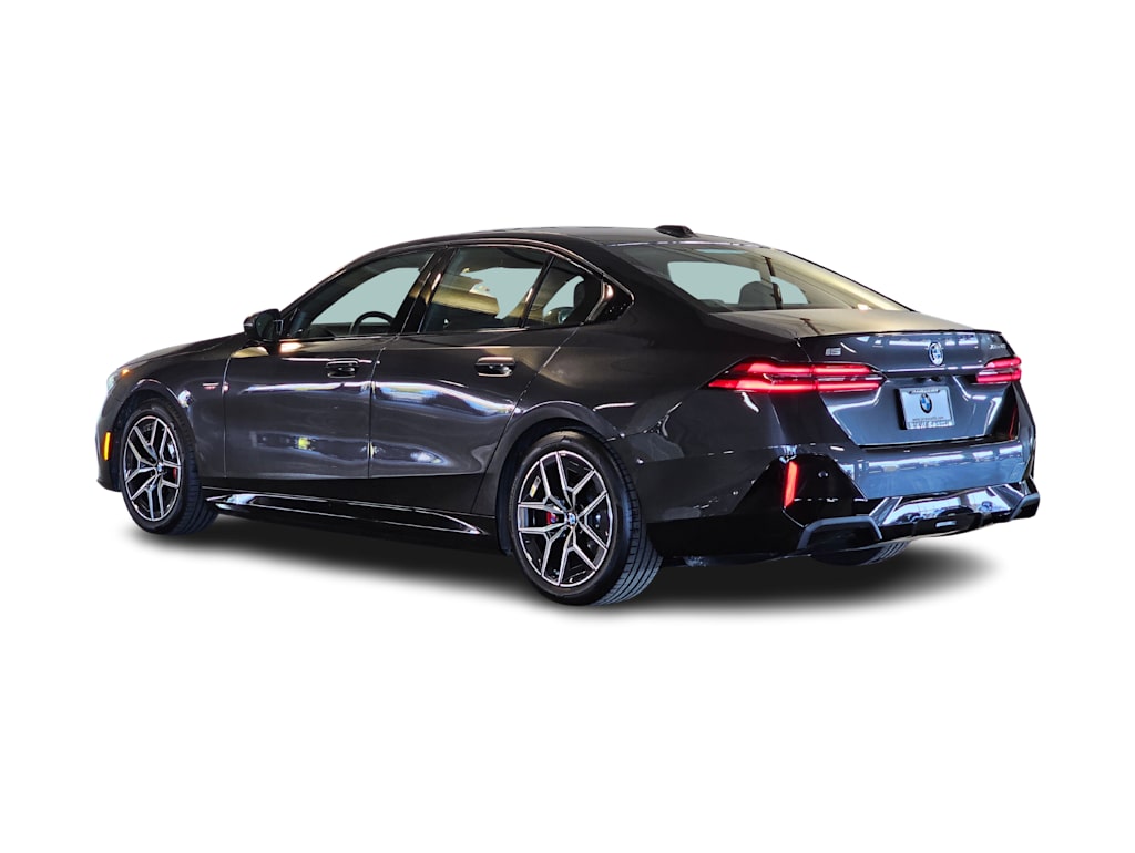 Thumbnail: 2026 BMW i5 - 4