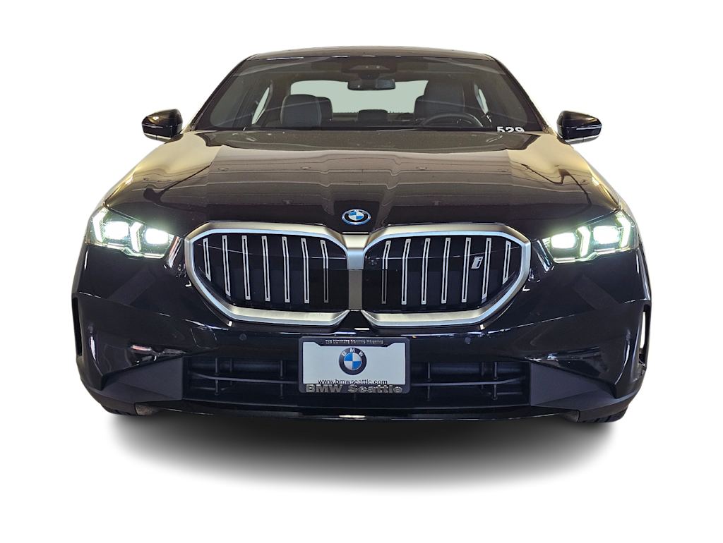 Thumbnail: 2026 BMW i5 - 6