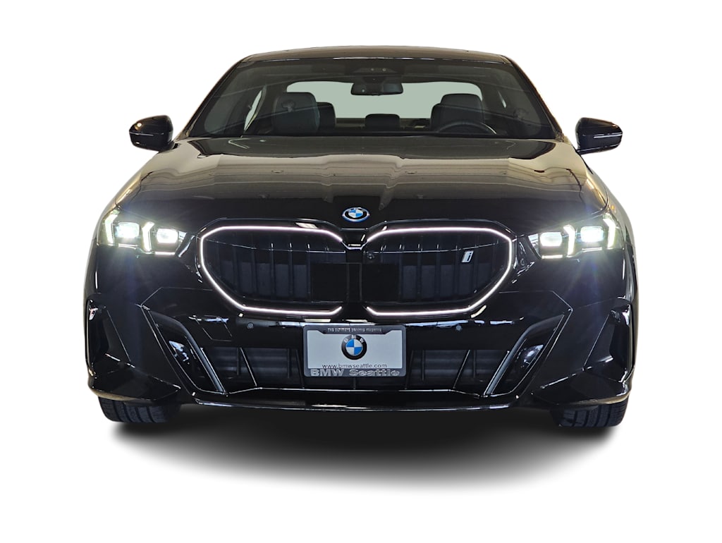 Thumbnail: 2026 BMW i5 - 6