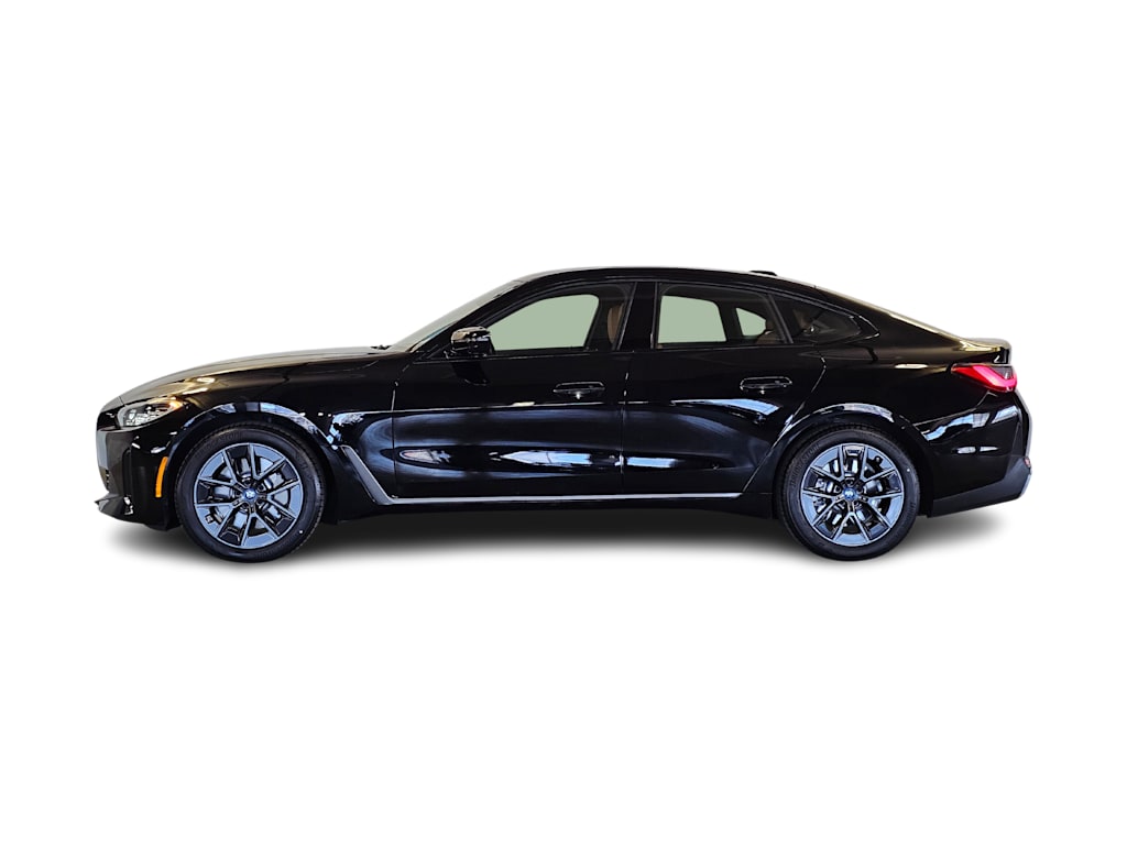 Thumbnail: 2023 BMW i4 - 3