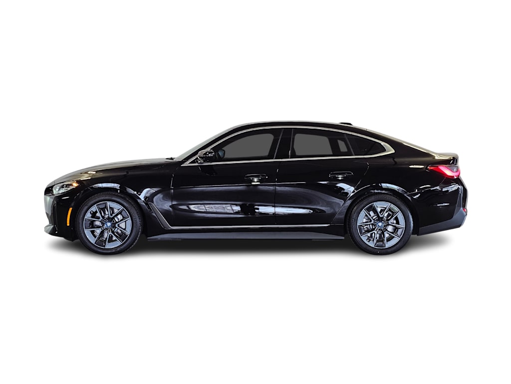 Thumbnail: 2023 BMW i4 - 3