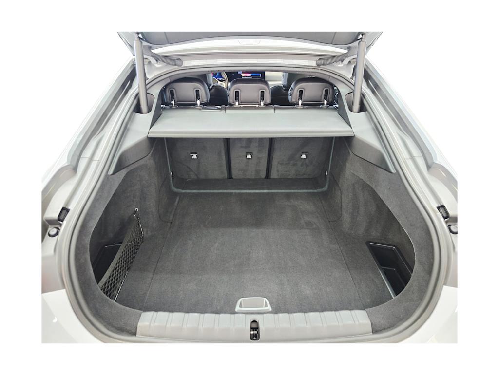 Thumbnail: 2024 BMW i4 - 19