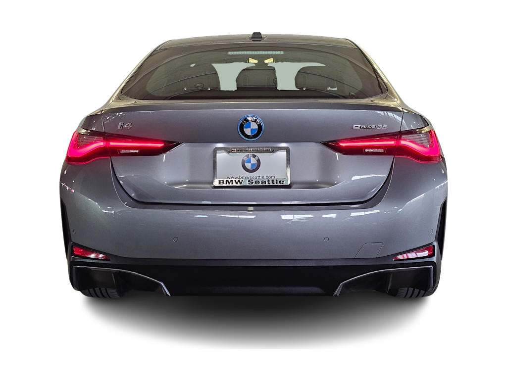 Thumbnail: 2023 BMW i4 - 5
