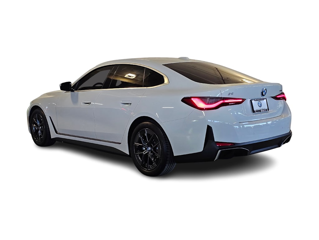 Thumbnail: 2023 BMW i4 - 4