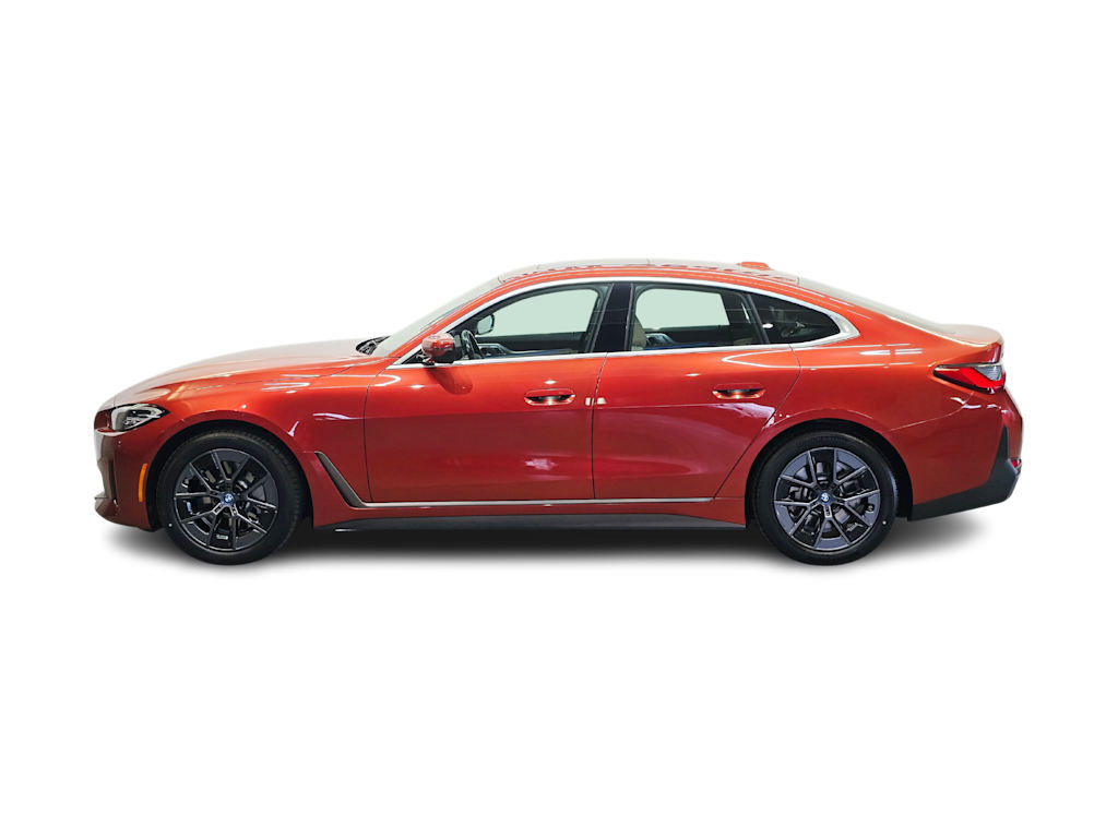 Thumbnail: 2023 BMW i4 - 3