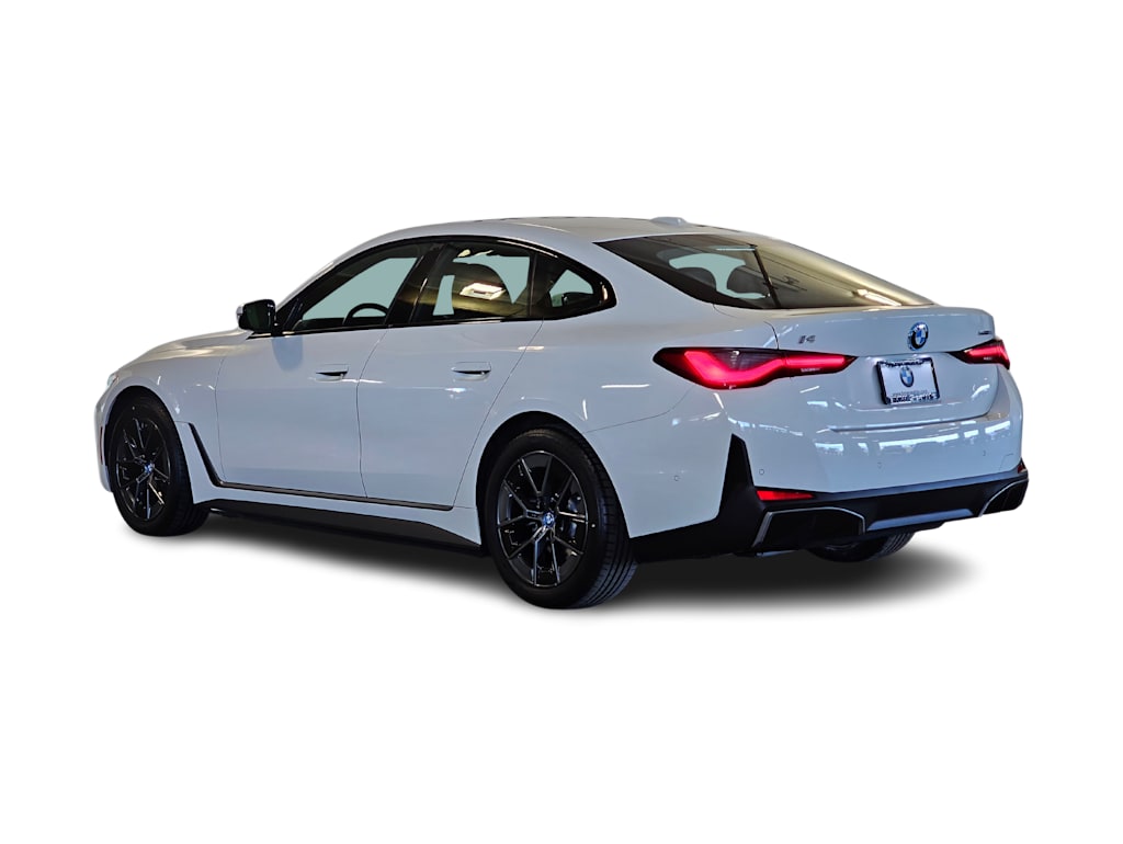 Thumbnail: 2023 BMW i4 - 4