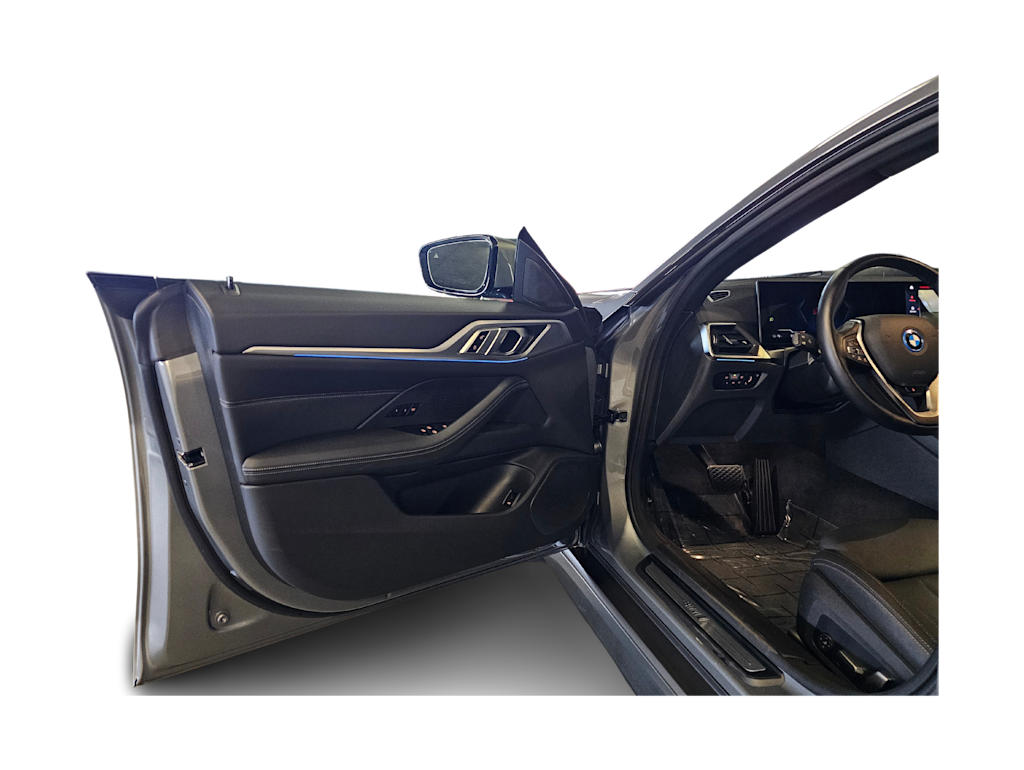 Thumbnail: 2023 BMW i4 - 29
