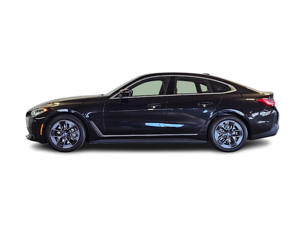 Thumbnail: 2023 BMW i4 - 3