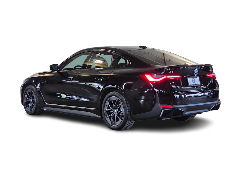 Thumbnail: 2023 BMW i4 - 4