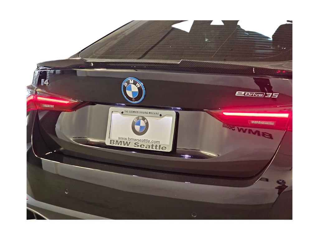 Thumbnail: 2023 BMW i4 - 20
