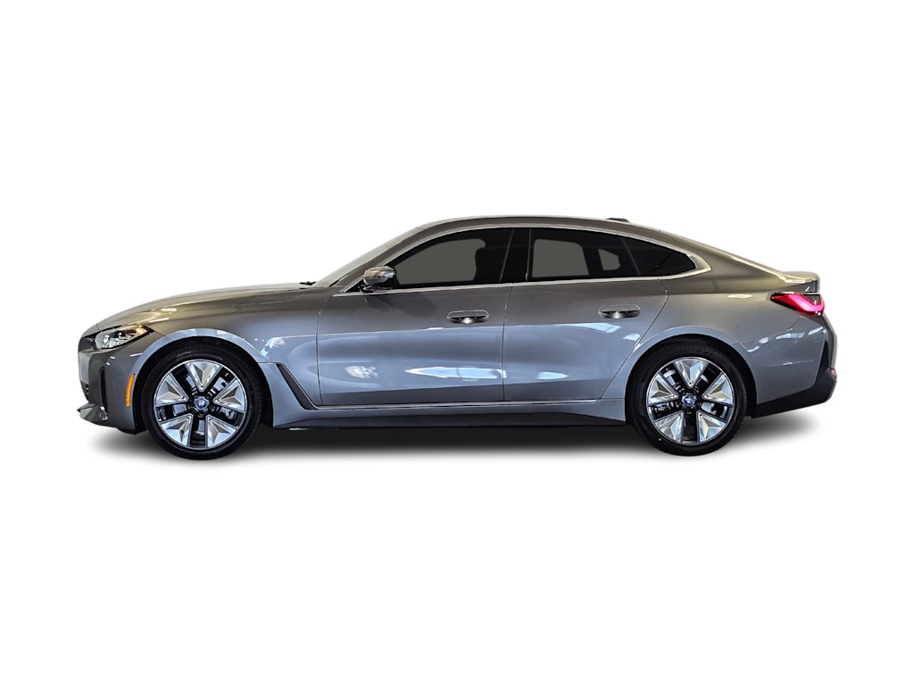 Thumbnail: 2023 BMW i4 - 3