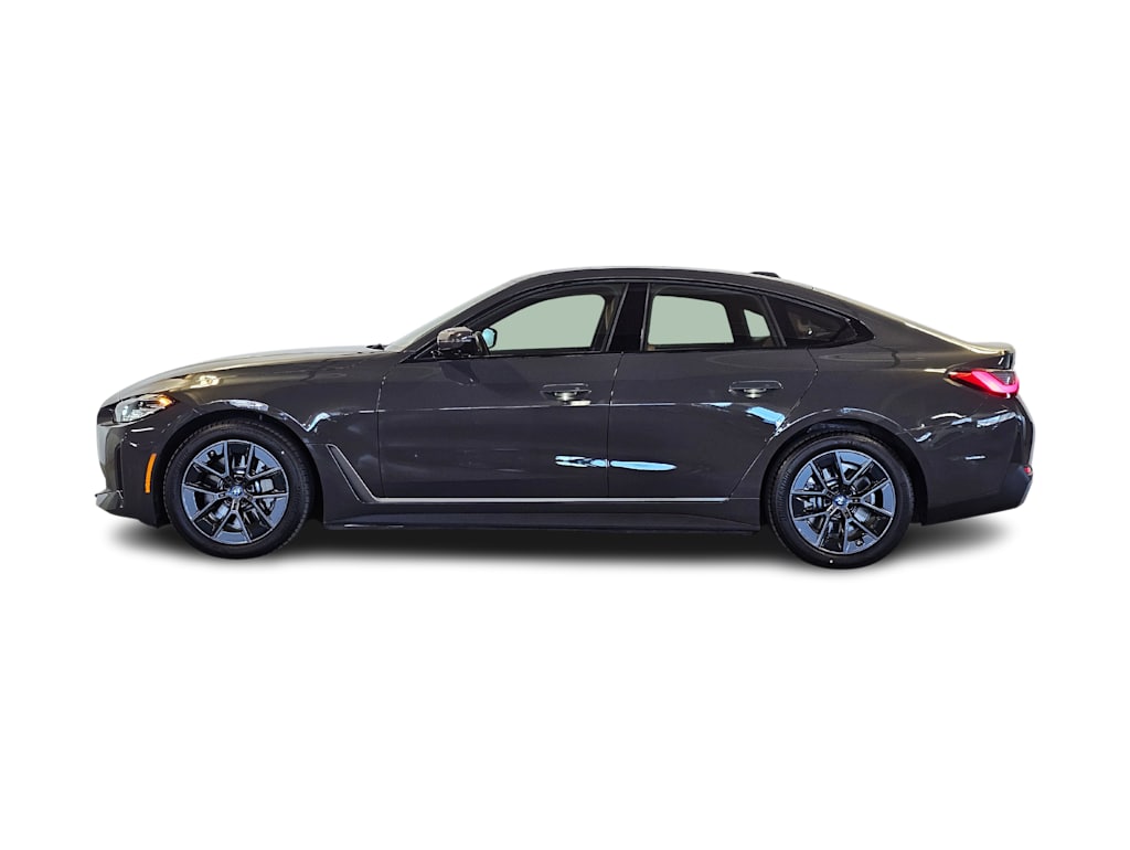 Thumbnail: 2023 BMW i4 - 3