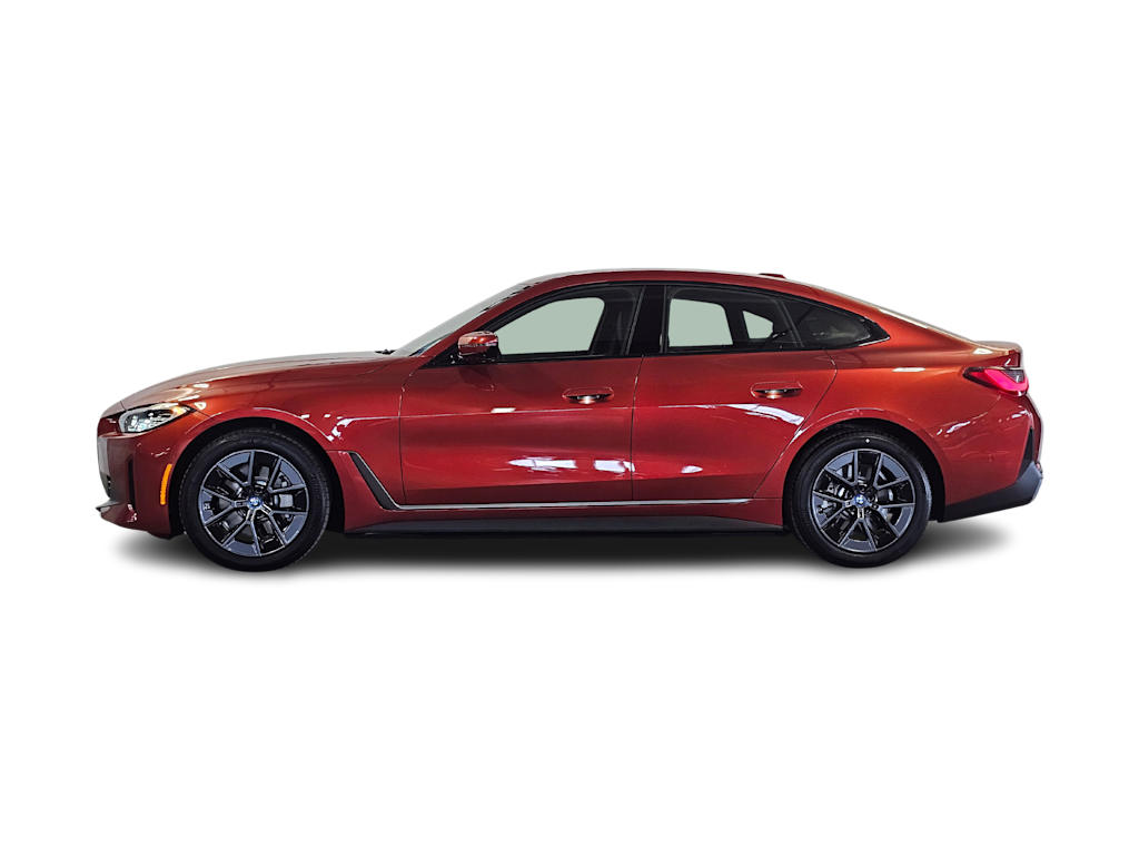 Thumbnail: 2023 BMW i4 - 3