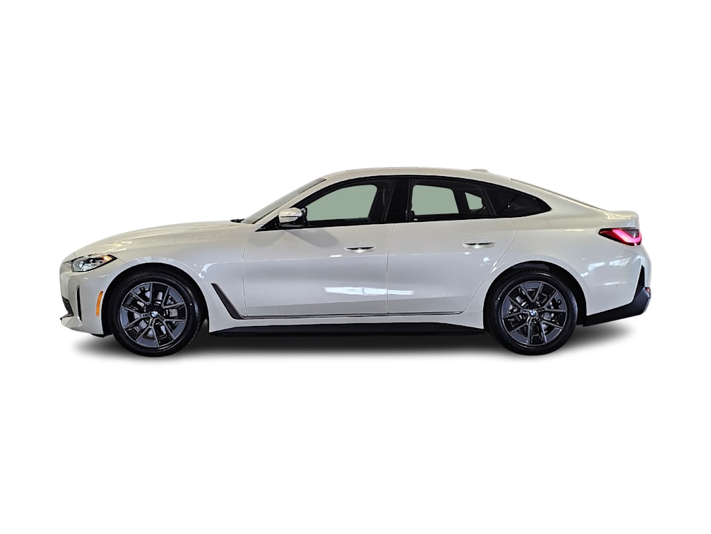 Thumbnail: 2023 BMW i4 - 3