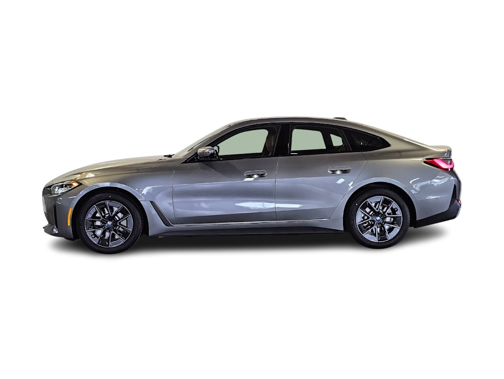 Thumbnail: 2023 BMW i4 - 3