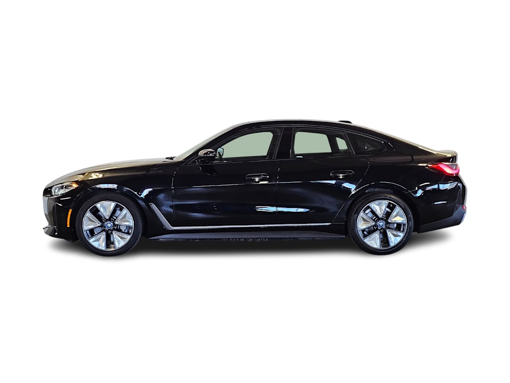 Thumbnail: 2023 BMW i4 - 3