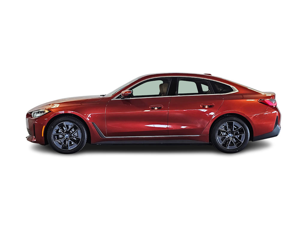 Thumbnail: 2023 BMW i4 - 3