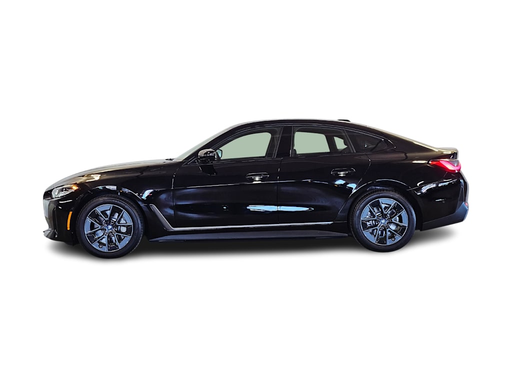 Thumbnail: 2023 BMW i4 - 3