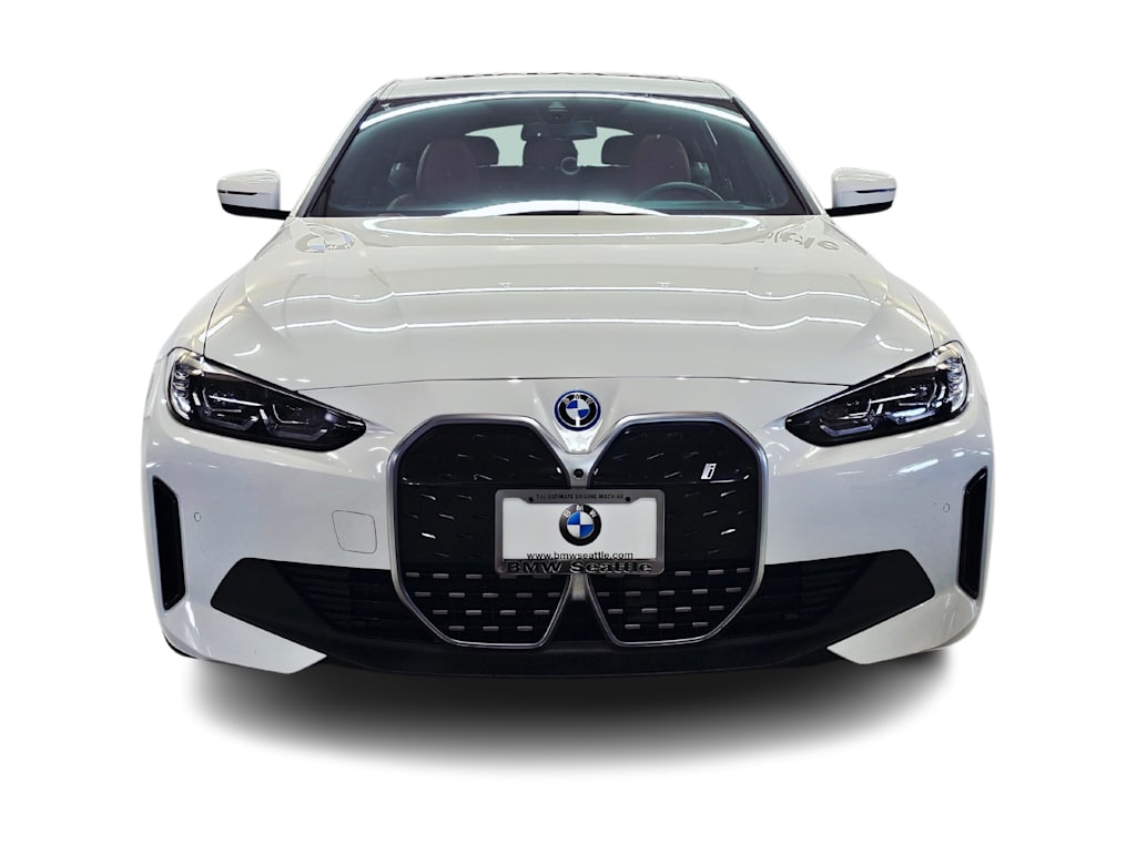 Thumbnail: 2023 BMW i4 - 6