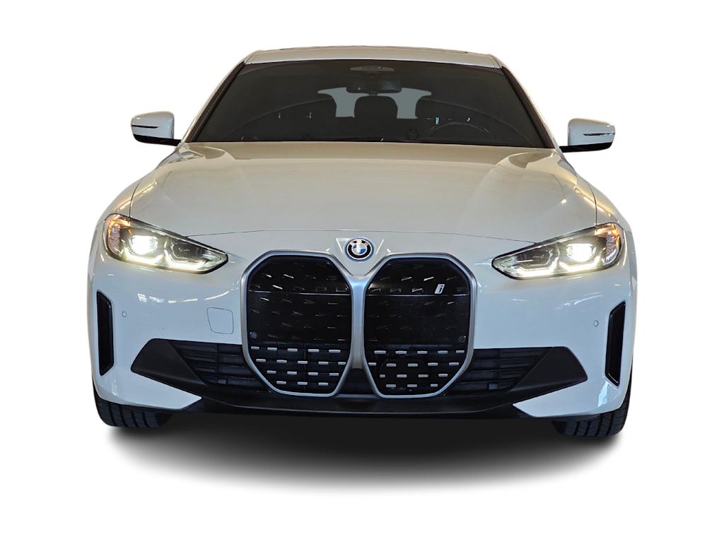 Thumbnail: 2023 BMW i4 - 6