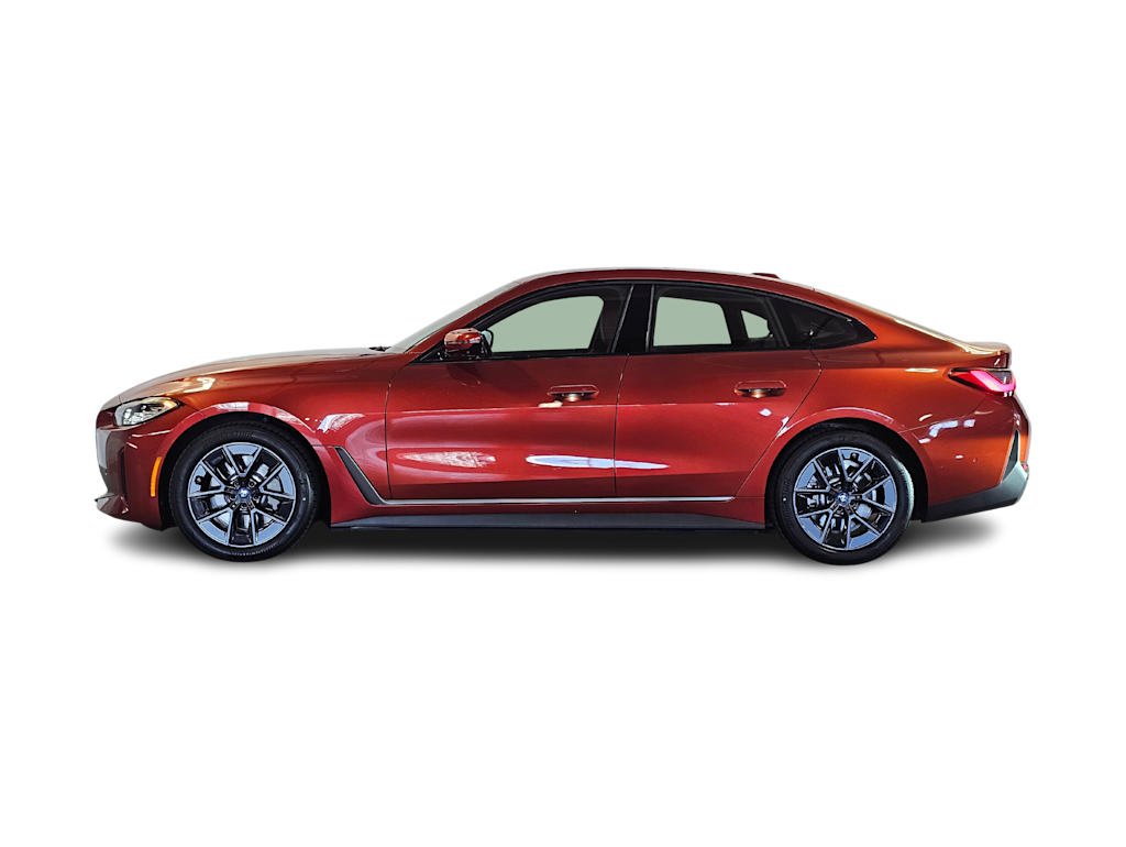 Thumbnail: 2023 BMW i4 - 3