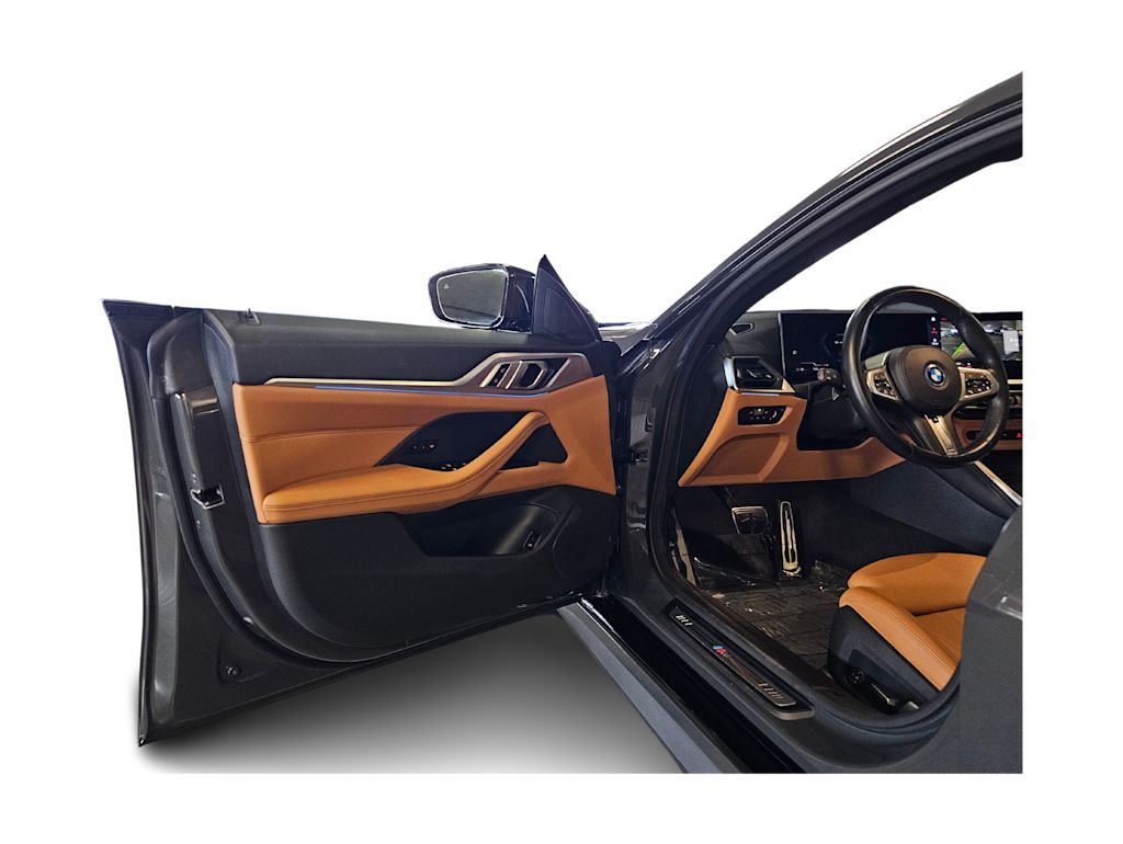 Thumbnail: 2023 BMW i4 - 28