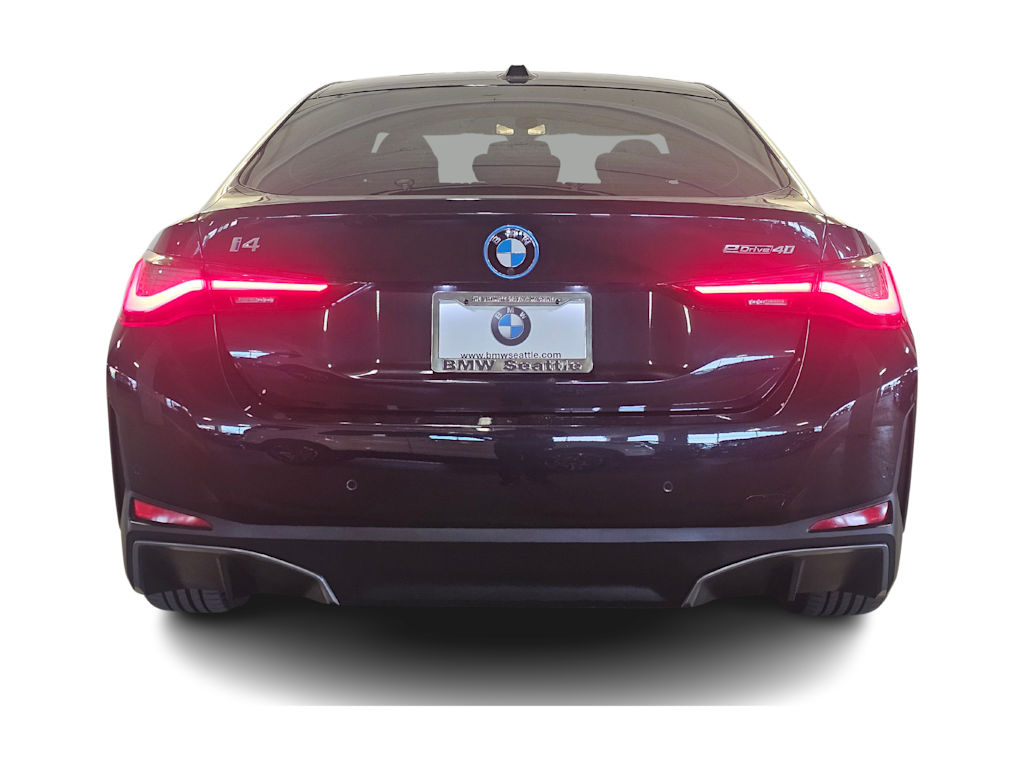 Thumbnail: 2022 BMW i4 - 5