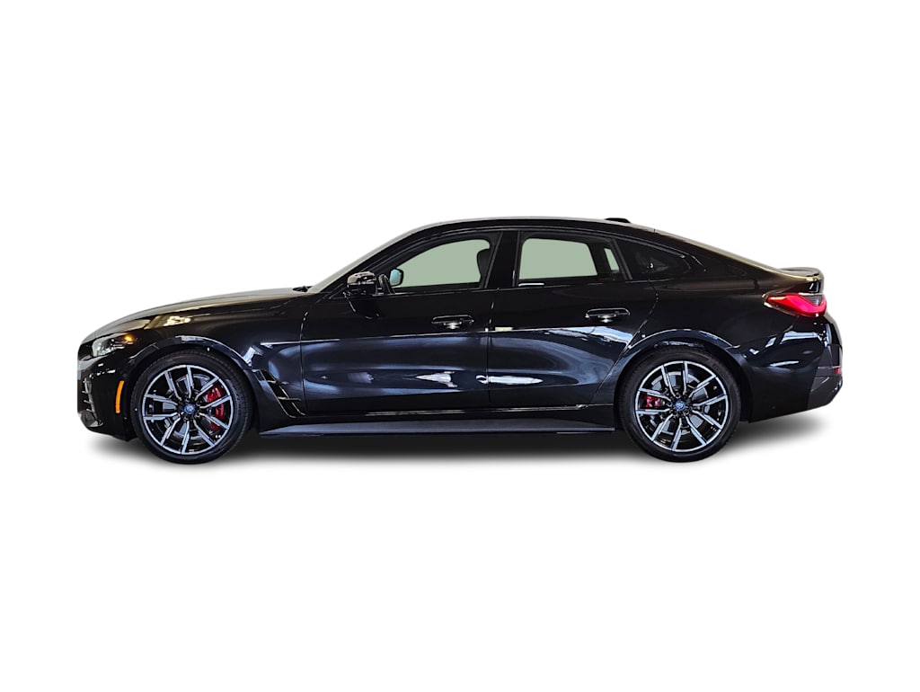 Thumbnail: 2023 BMW i4 - 3