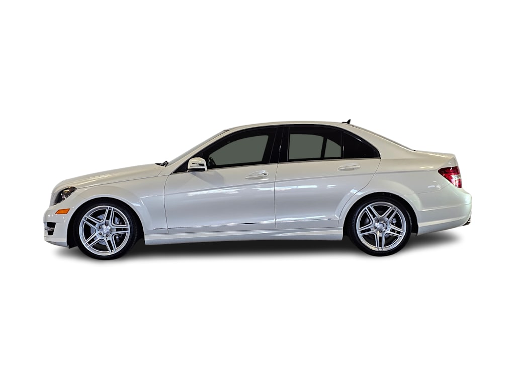 Thumbnail: 2013 Mercedes-Benz C-Class - 3