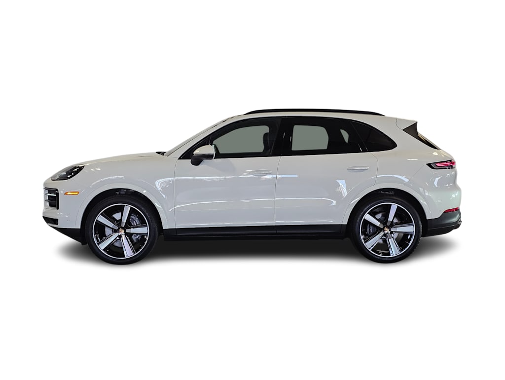 Thumbnail: 2024 Porsche Cayenne - 3