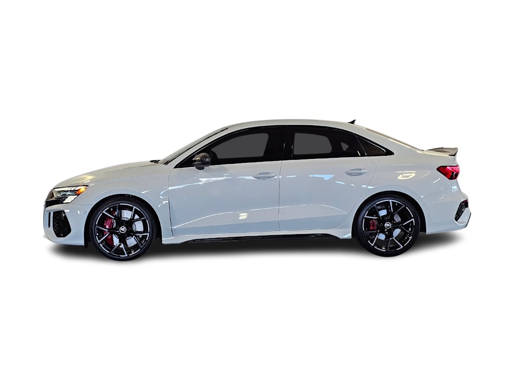 Thumbnail: 2023 Audi RS 3 - 3