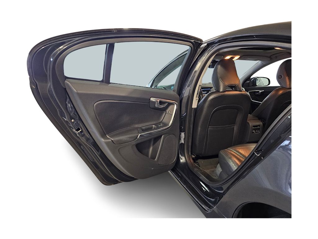 Thumbnail: 2013 Volvo S60 - 28