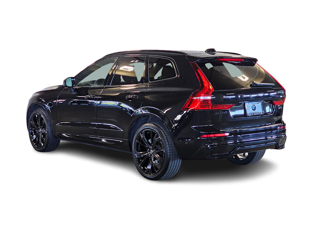 Thumbnail: 2024 Volvo XC60 - 4