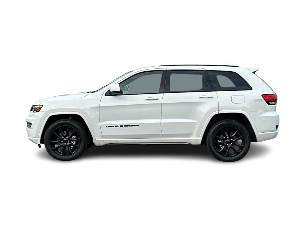 2020 Jeep Grand Cherokee Laredo 3