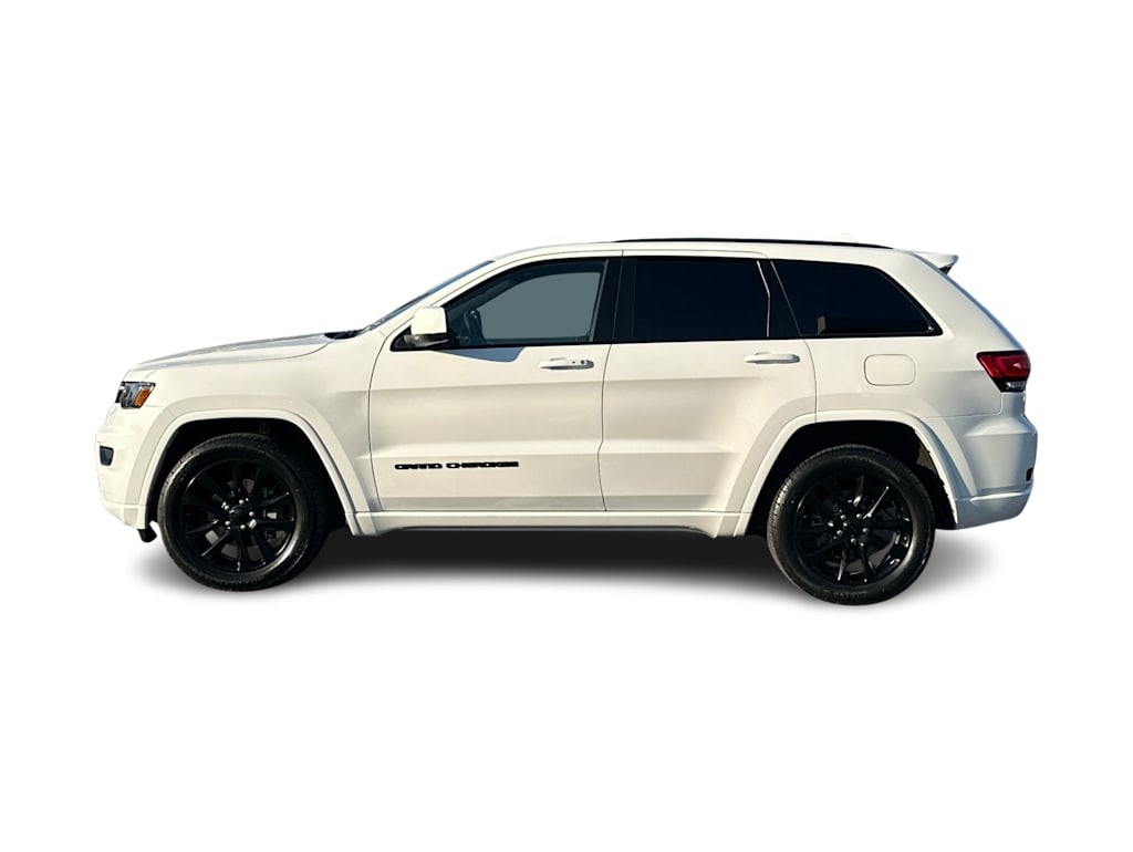 Thumbnail: 2018 Jeep Grand Cherokee - 3
