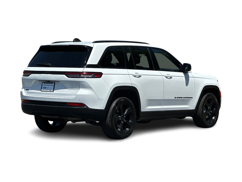Thumbnail: 2023 Jeep Grand Cherokee - 18