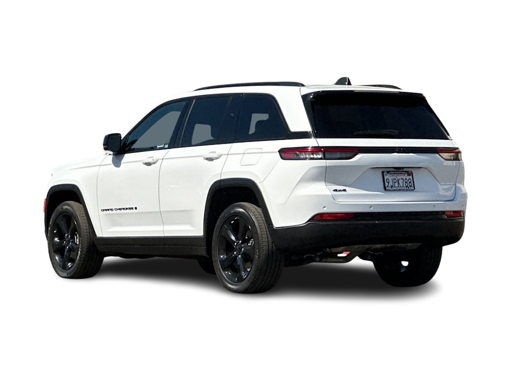 Thumbnail: 2023 Jeep Grand Cherokee - 3