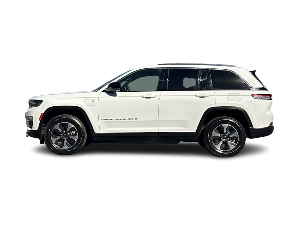 Thumbnail: 2023 Jeep Grand Cherokee - 3