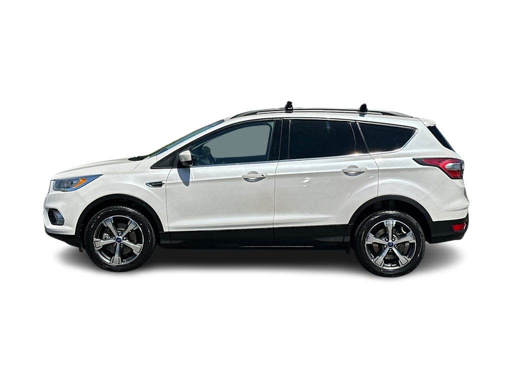 Thumbnail: 2017 Ford Escape - 3